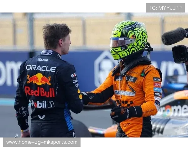 诺里斯分析不同轮胎差异，为比赛做准备