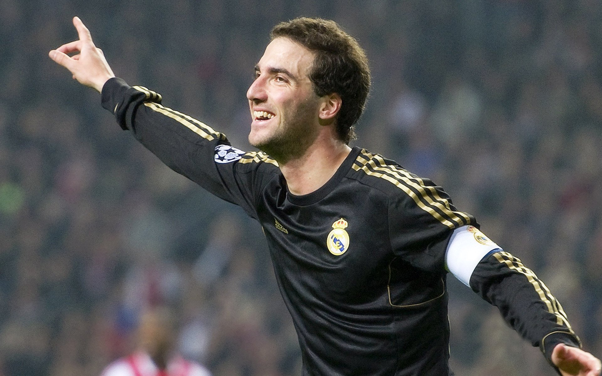 卡特以球场智慧与冷静表现，带领全黑队夺得世界杯，卡特经典比赛全场回放